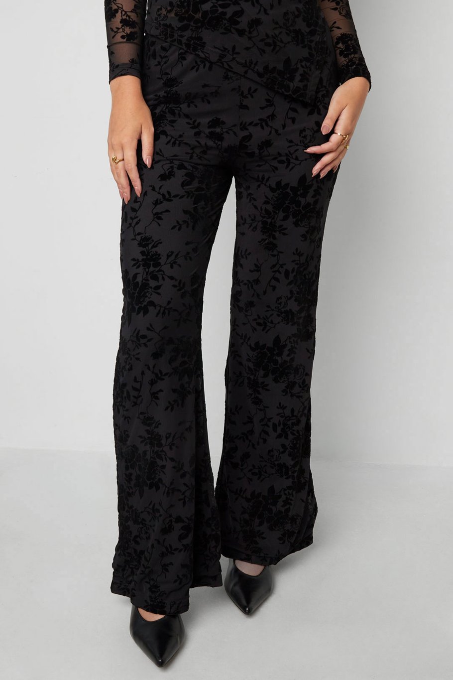 Gimme flower pants