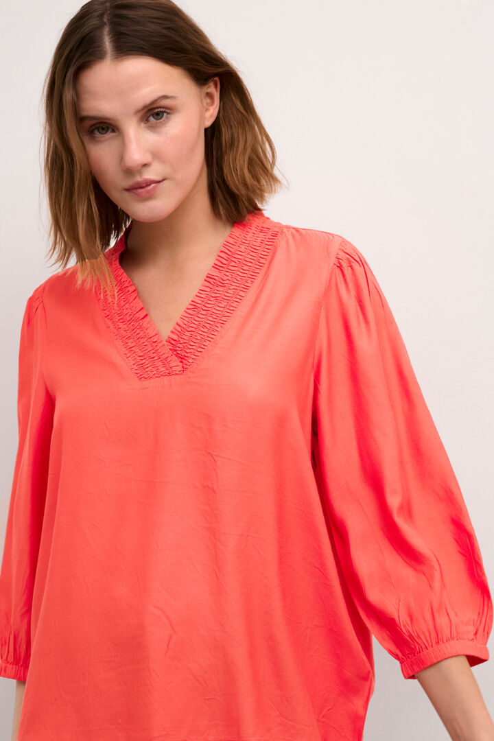 Kaffe Dahlia smock blouse cayenne